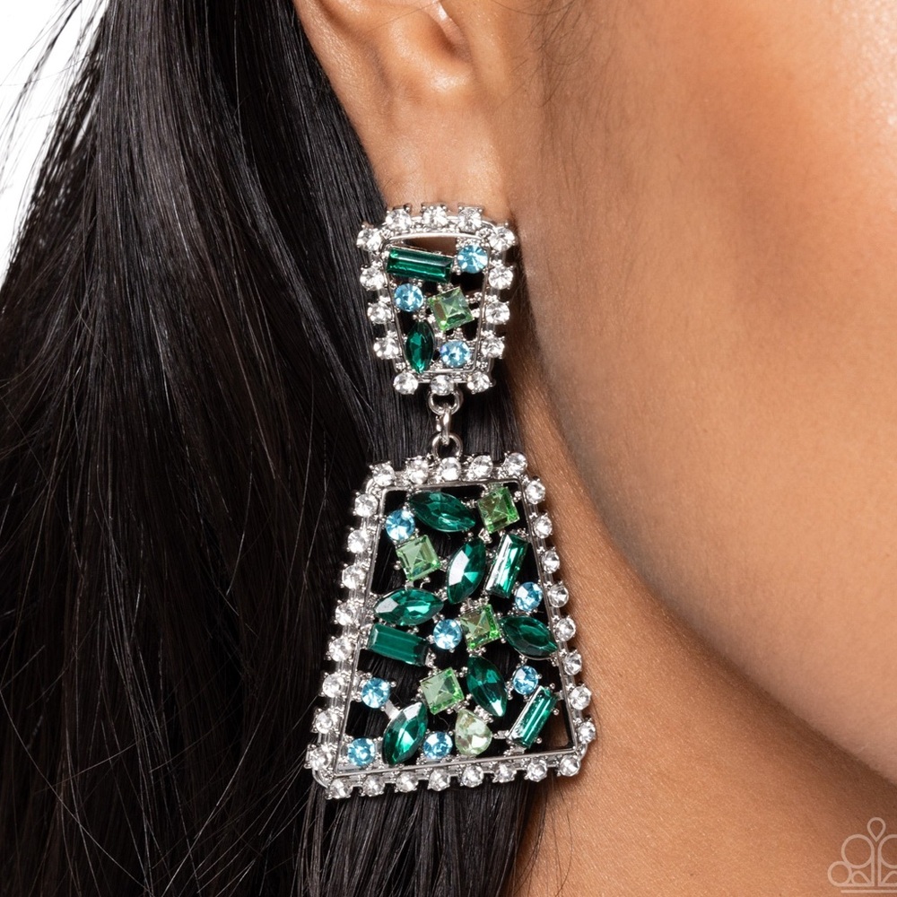 NWT Green/Silver Post Earrings(Last One)